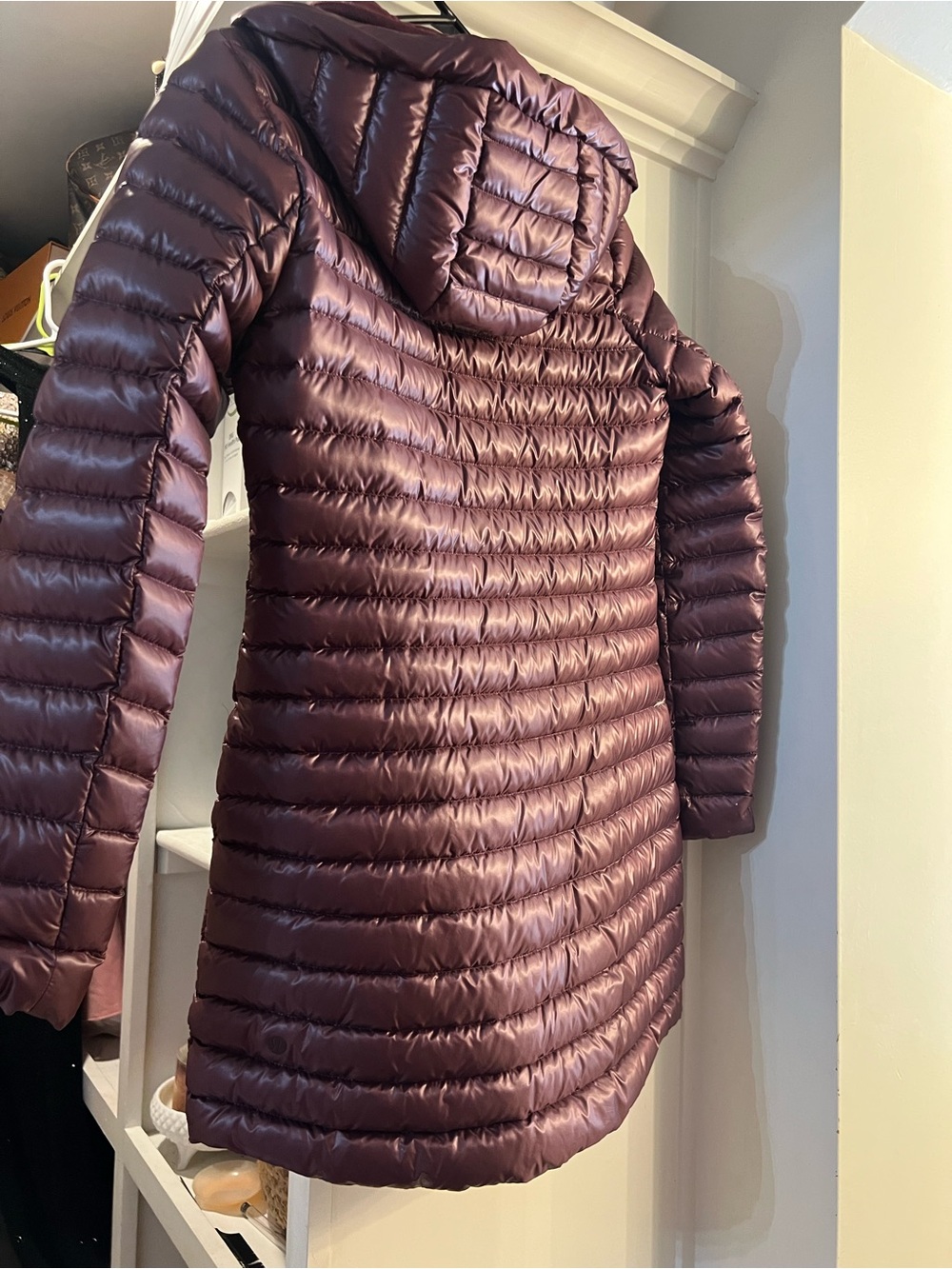 LULULEMON (4) long down puffy coat